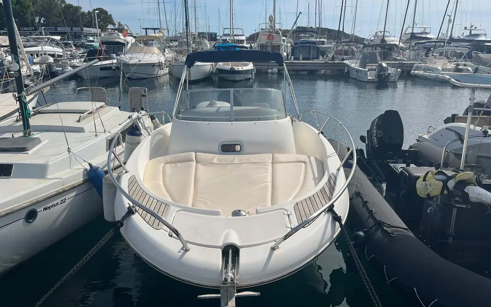 slider 3 Jeanneau Cap Camarat 755 WA