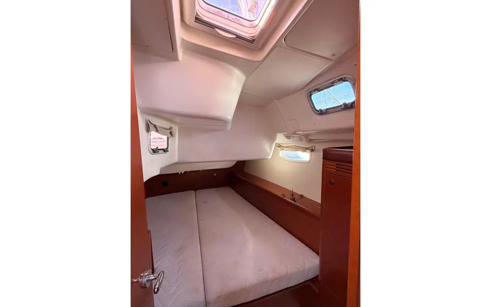 slider 29 Beneteau Oceanis 43