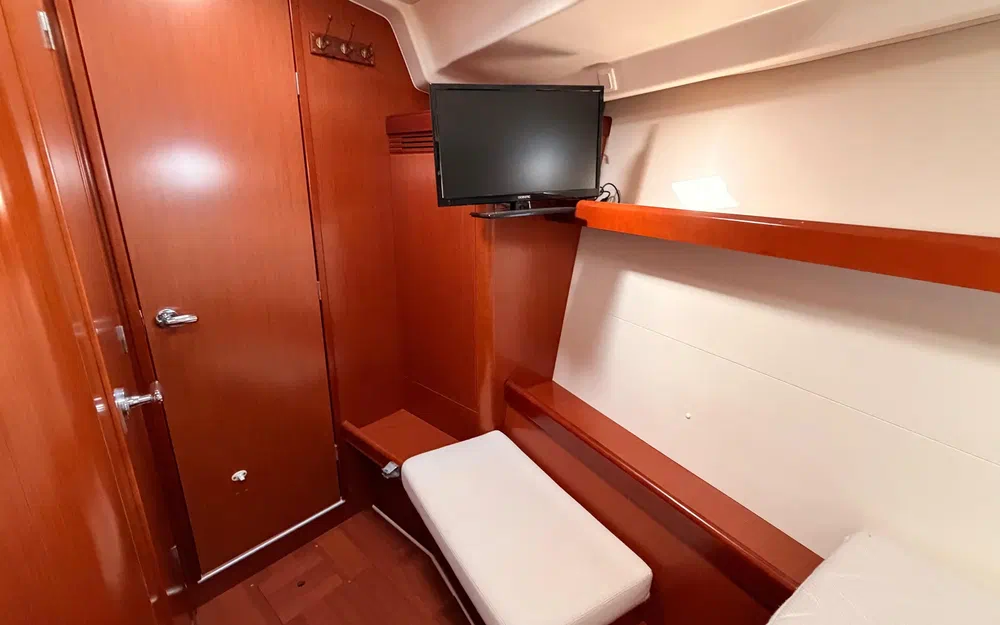 slider 27 Beneteau Oceanis 43