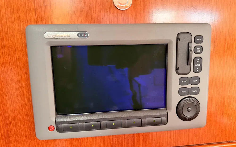 slider 37 Beneteau Oceanis 43