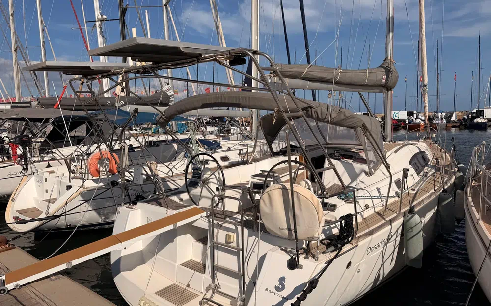 slider 5 Beneteau Oceanis 43