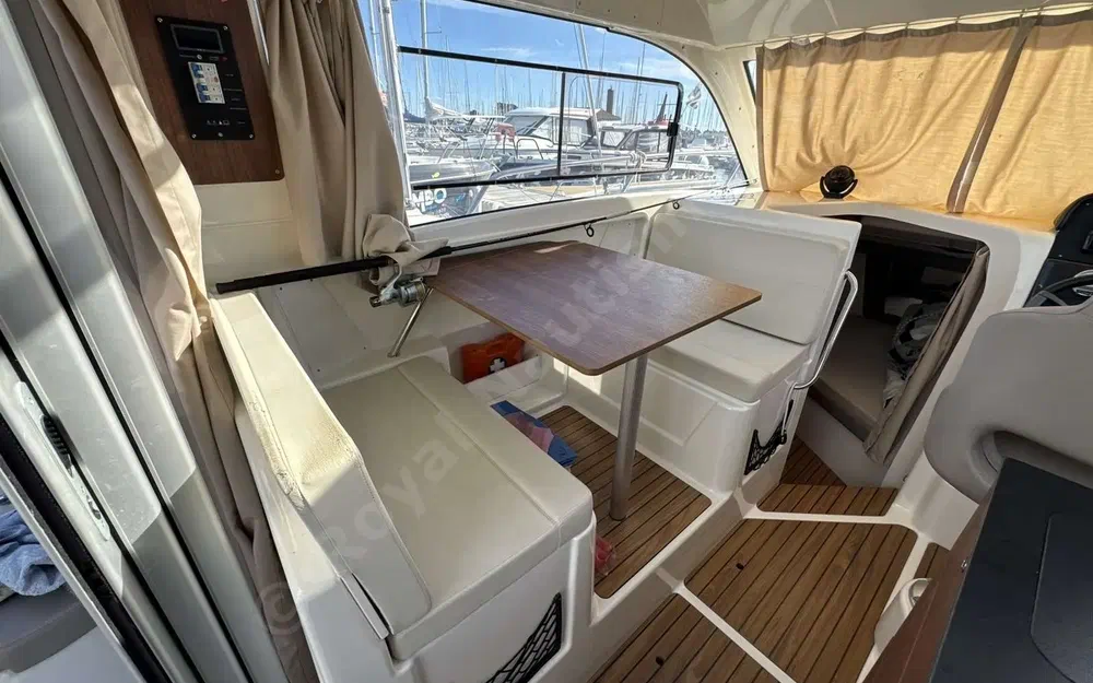 slider 14 Quicksilver Activ 755 Weekend