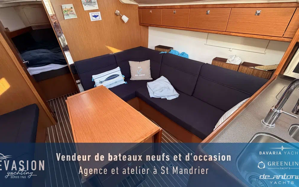 slider 11 Bavaria Cruiser 37