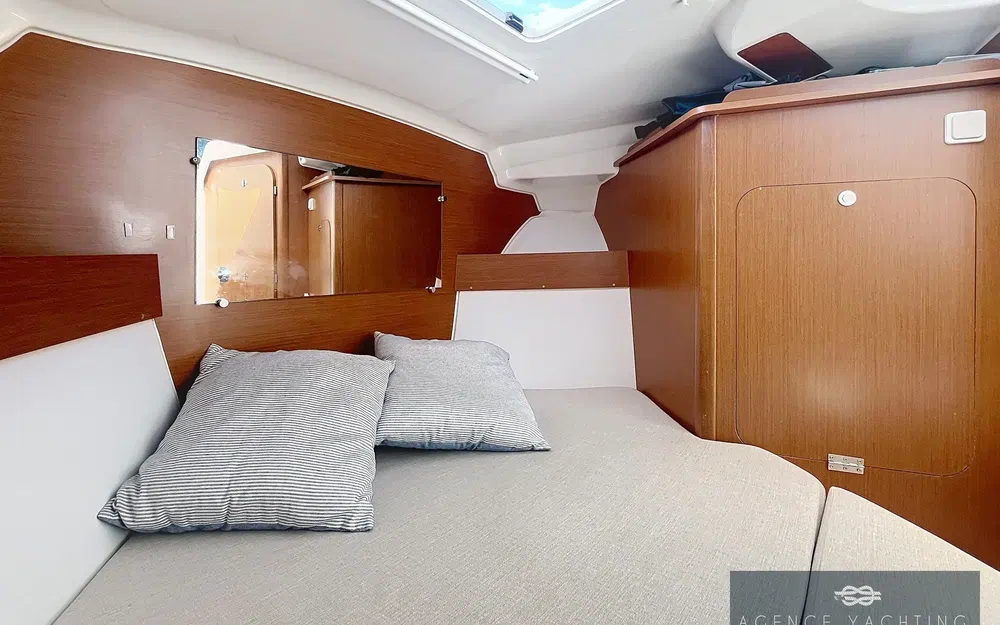 slider 12 Beneteau Antares 780 HB