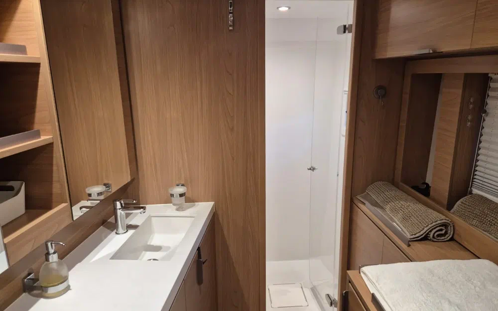 slider 40 Bali Catamarans 4 6 OPEN SPACE-TITAN III