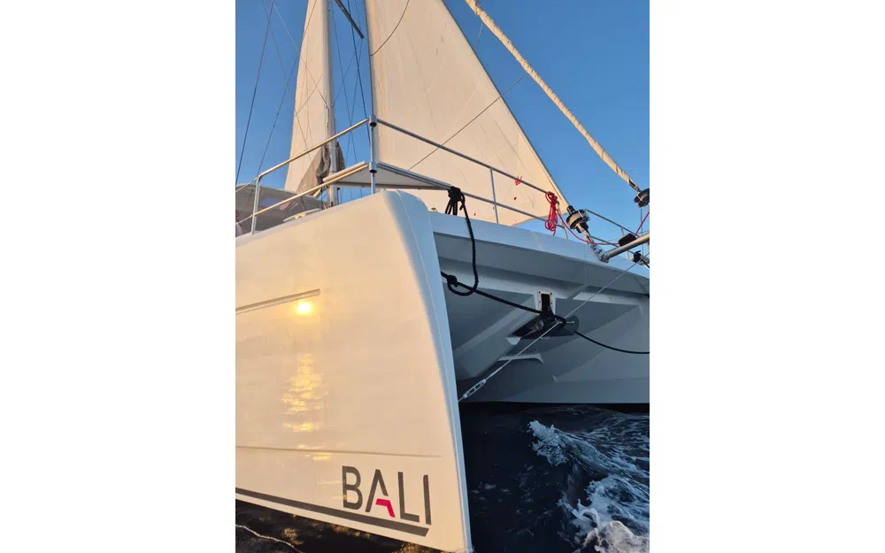 slider 8 Bali Catamarans 4 6 OPEN SPACE-TITAN III