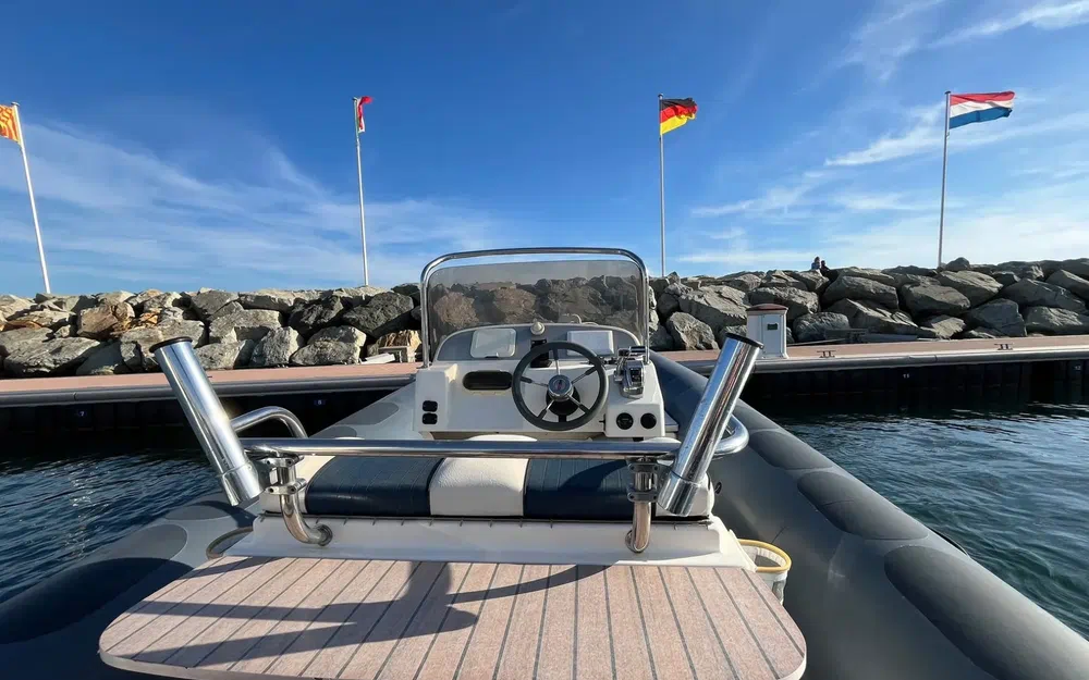 slider 8 Valiant VG 750