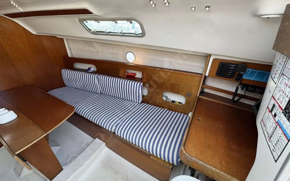 slider 14 Beneteau First 260 Spirit