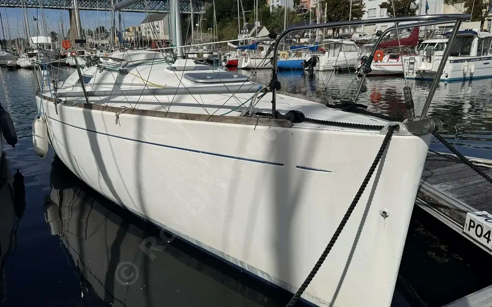 slider 1 Beneteau First 260 Spirit