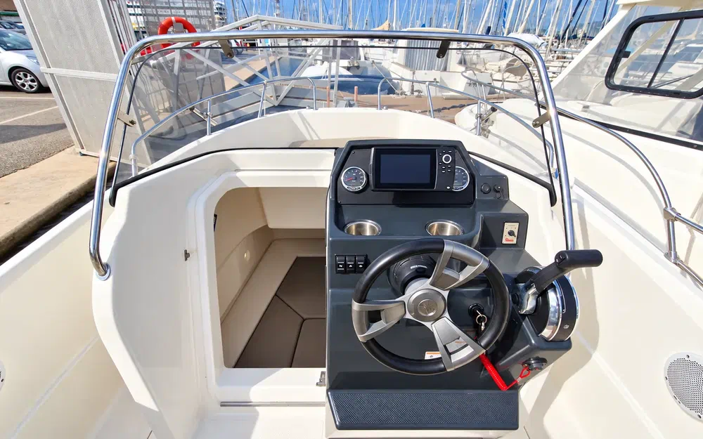 slider 7 Quicksilver Activ 675 Open