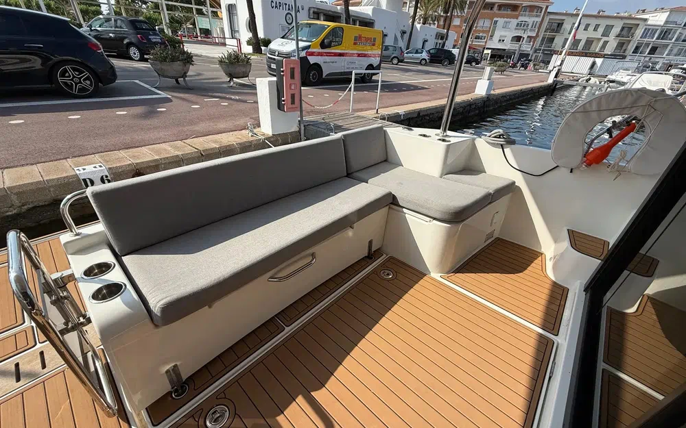 slider 13 Beneteau Swift Trawler 41 Fly