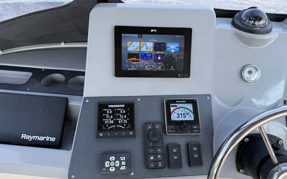 slider 24 Beneteau Swift Trawler 41 Fly