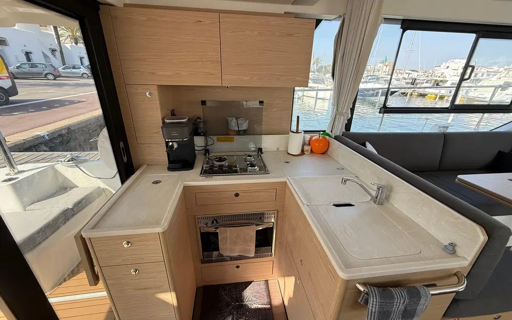 slider 35 Beneteau Swift Trawler 41 Fly