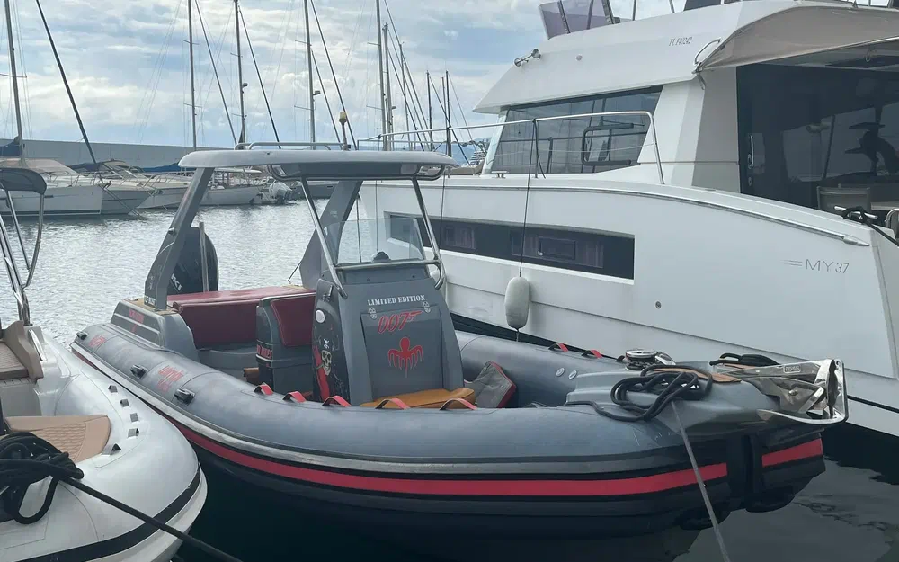 slider 0 Wimbi Boats W7