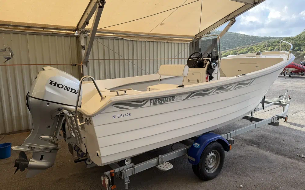 slider 2 Fibramar Pescador 600 Open