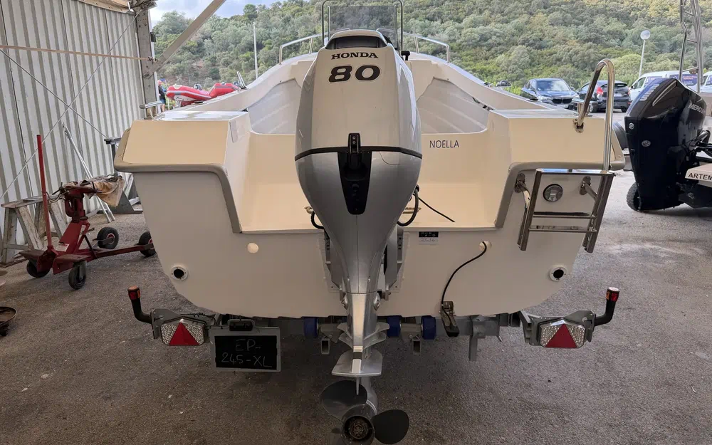 slider 3 Fibramar Pescador 600 Open