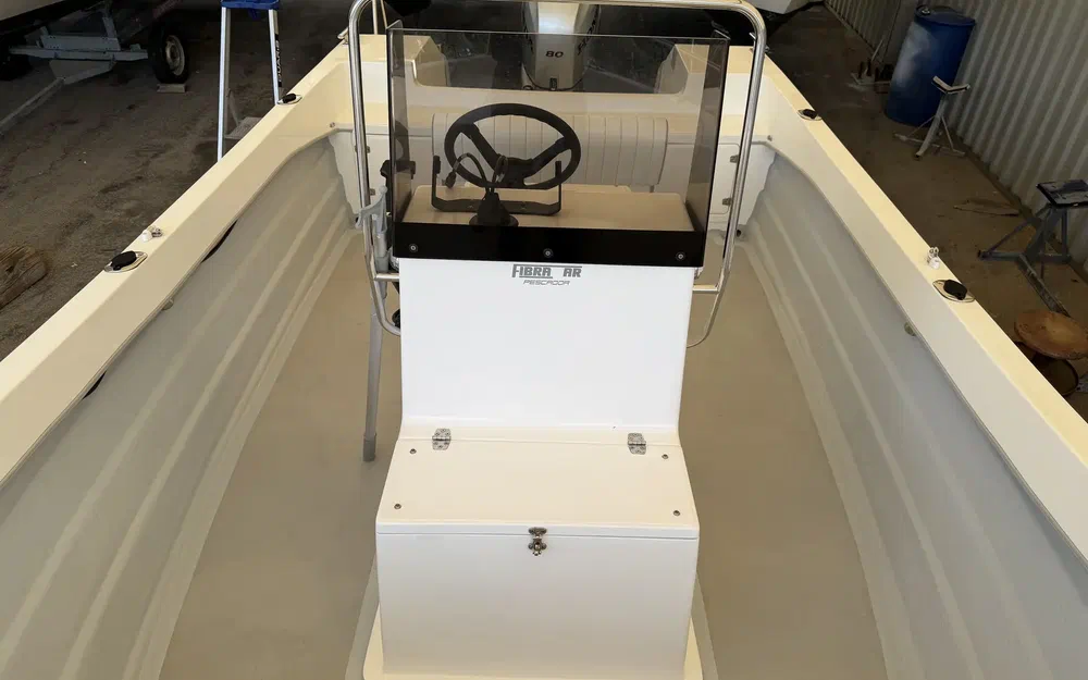 slider 5 Fibramar Pescador 600 Open