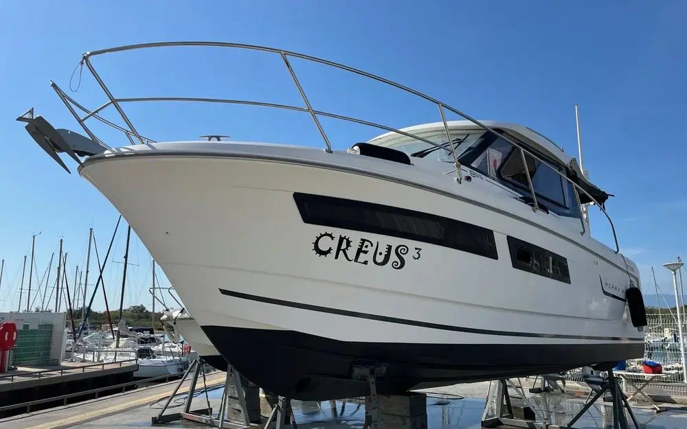 slider 0 Jeanneau Merry Fisher 855