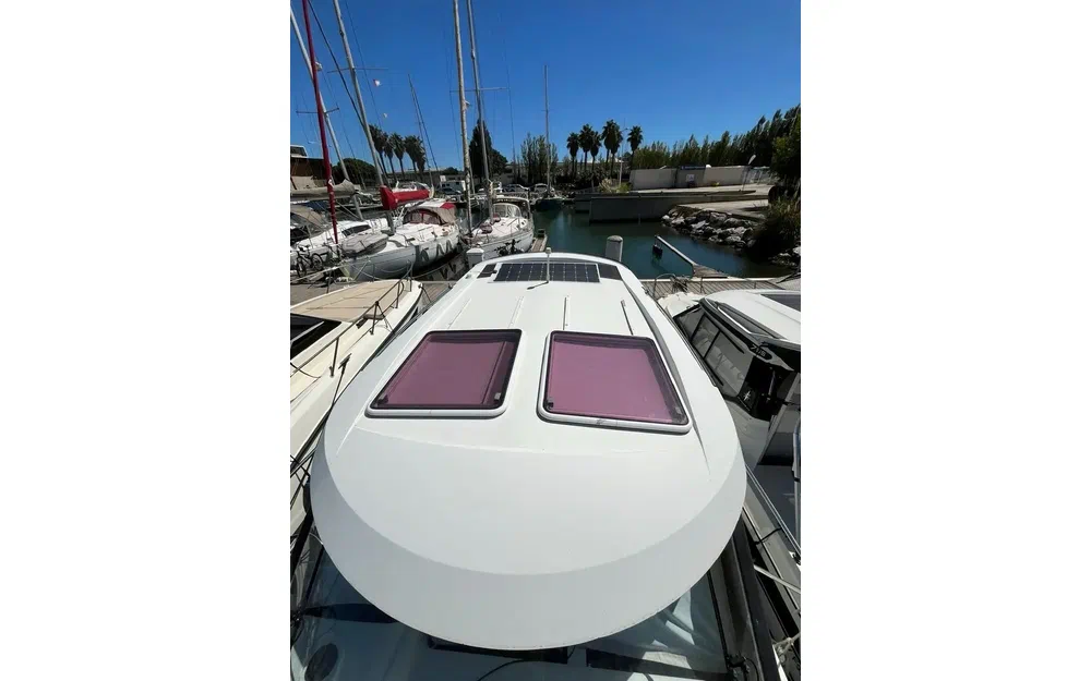 slider 2 Jeanneau Merry Fisher 855