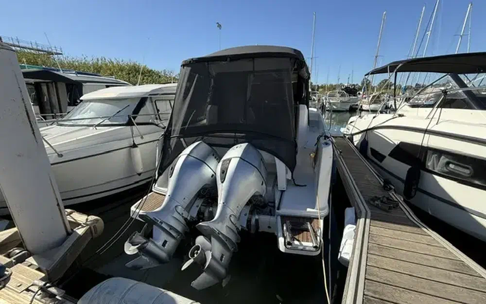 slider 3 Jeanneau Merry Fisher 855