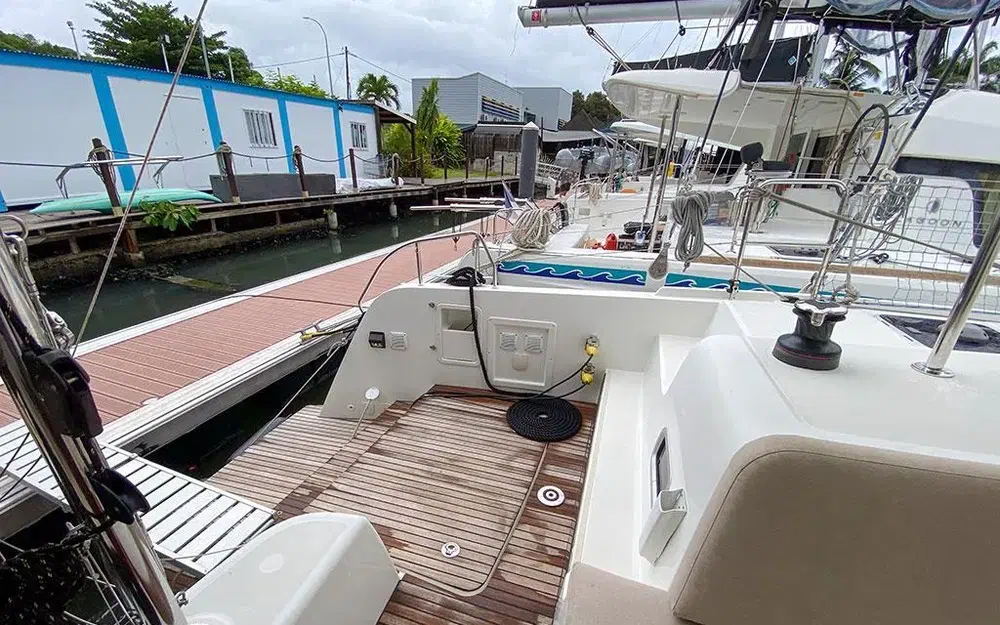 slider 11 Lagoon 42