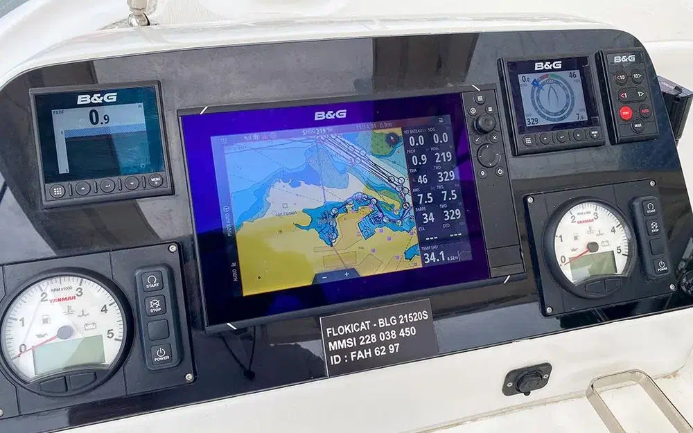 slider 15 Lagoon 42