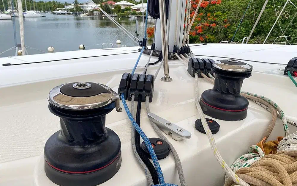 slider 16 Lagoon 42