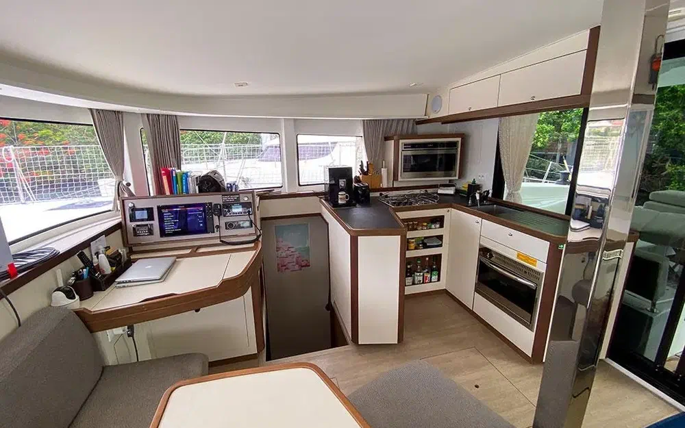 slider 25 Lagoon 42