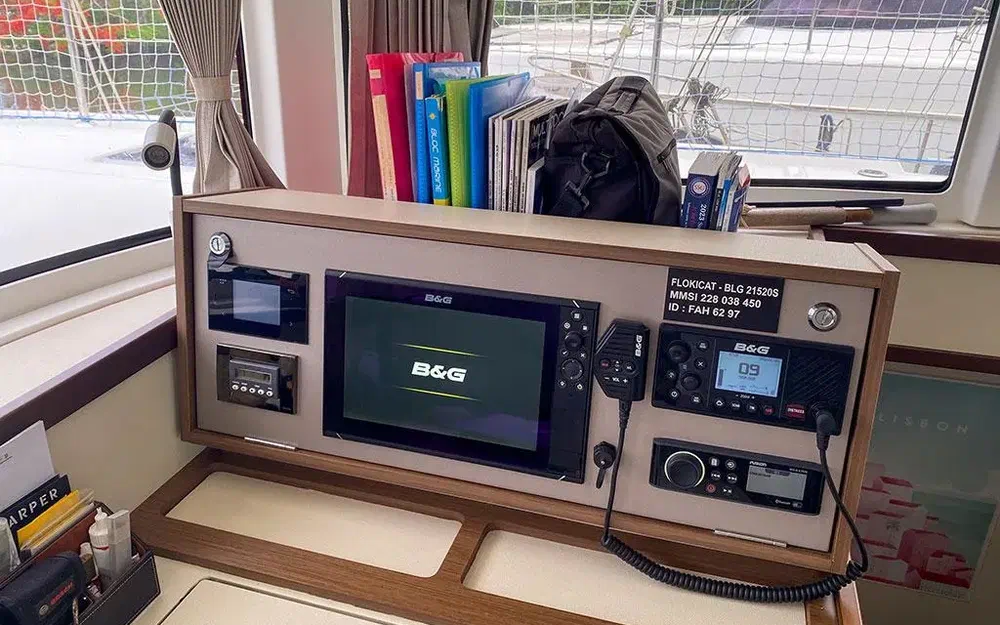 slider 27 Lagoon 42