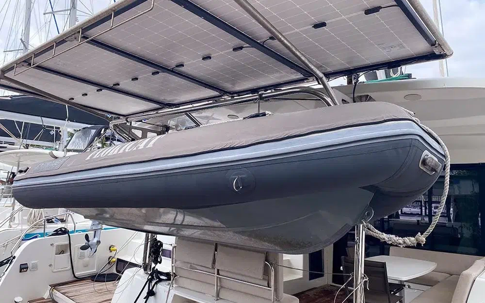 slider 3 Lagoon 42