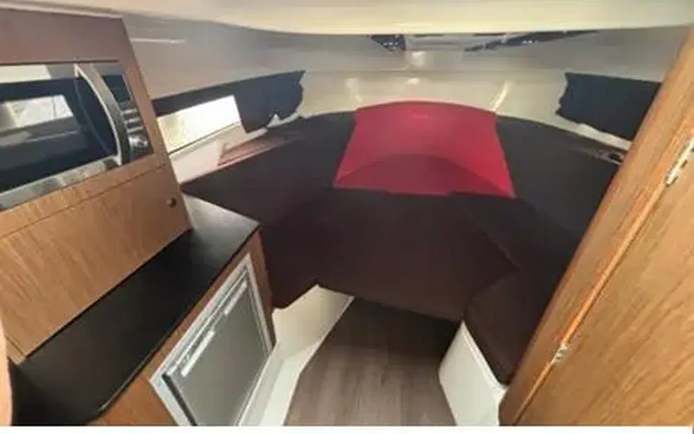 slider 4 Beneteau Flyer 8.8 SUNdeck