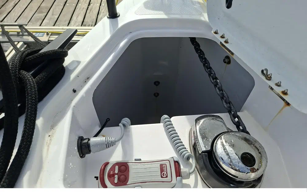 slider 14 Beneteau First 36