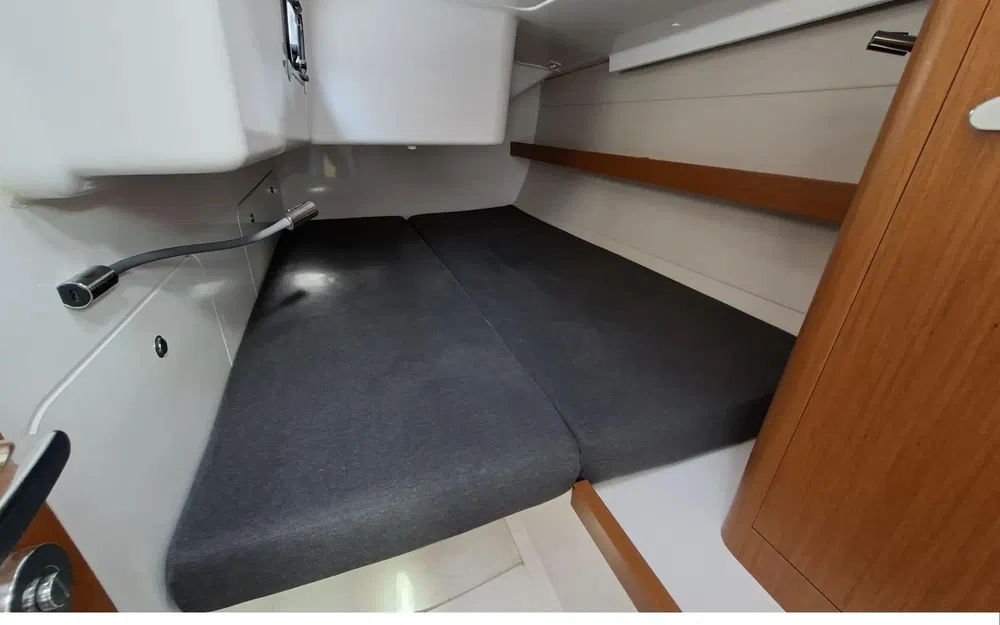 slider 4 Beneteau First 36