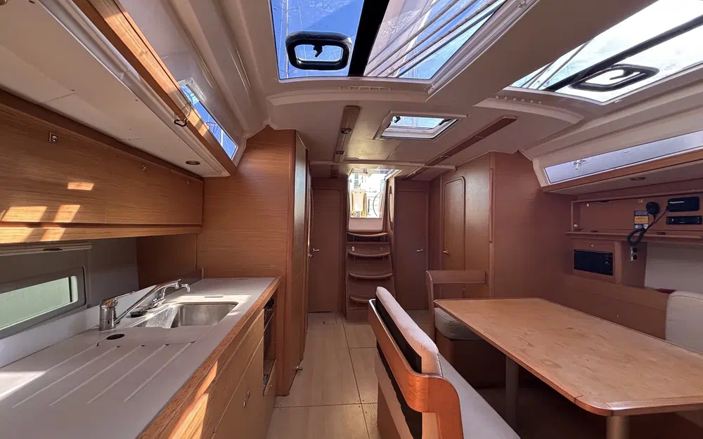 slider 18 Dufour 430 Grand Large