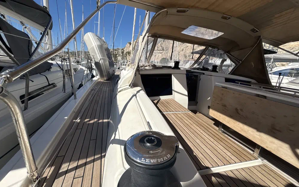 slider 4 Dufour 430 Grand Large