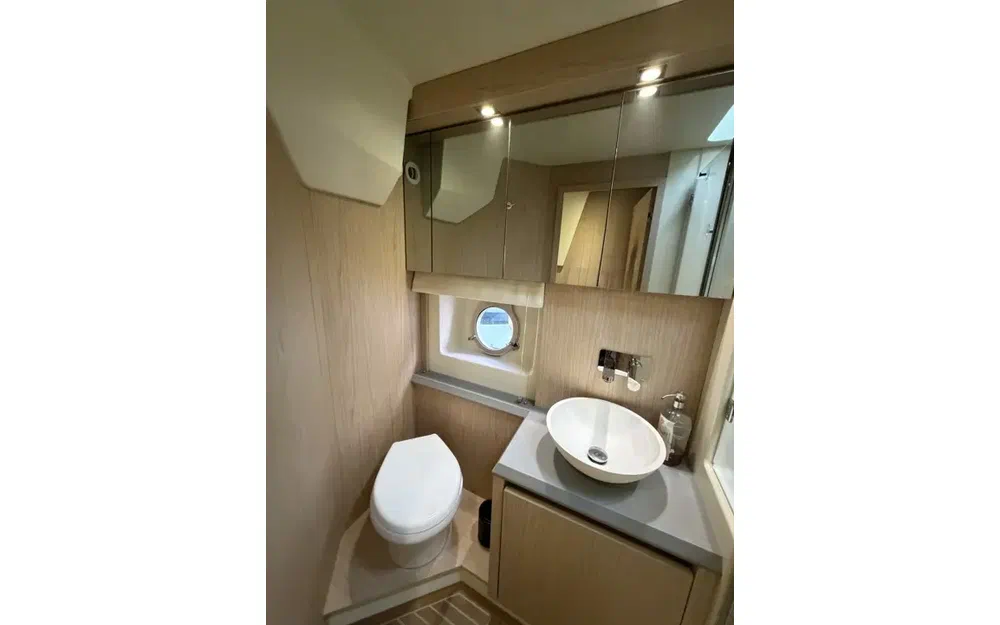 slider 38 Beneteau Monte Carlo 5 S