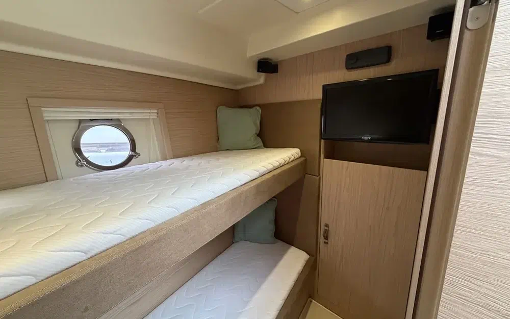 slider 48 Beneteau Monte Carlo 5 S
