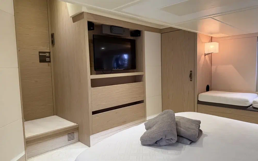 slider 56 Beneteau Monte Carlo 5 S