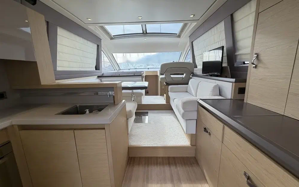 slider 7 Beneteau Monte Carlo 5 S