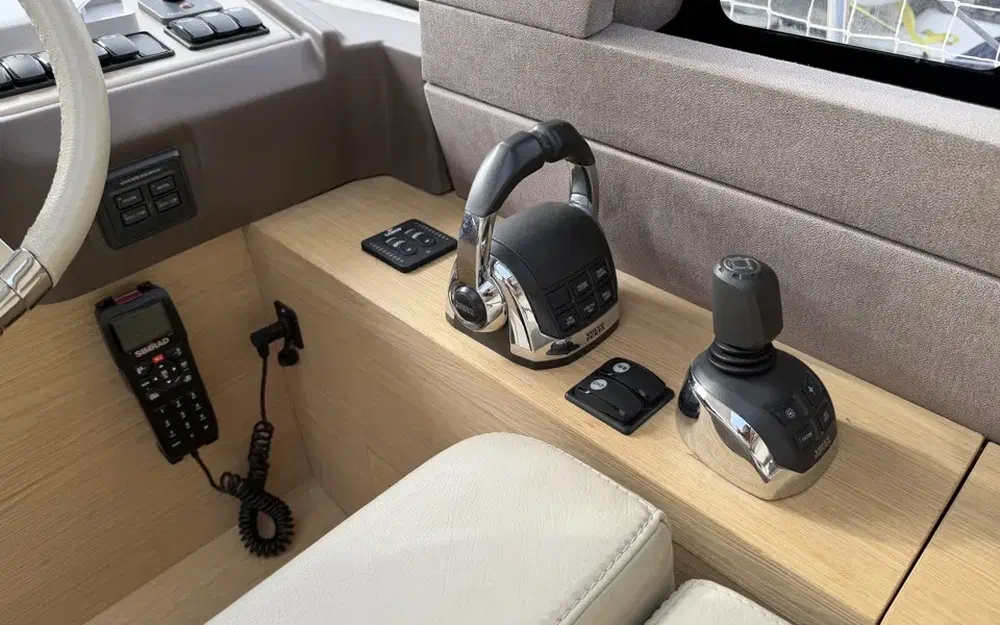 slider 79 Beneteau Monte Carlo 5 S