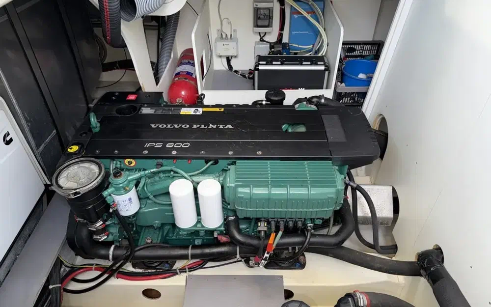 slider 89 Beneteau Monte Carlo 5 S
