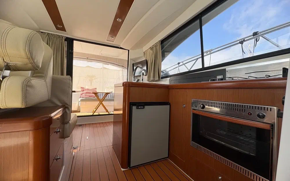 slider 15 Beneteau Antares 36 Classic