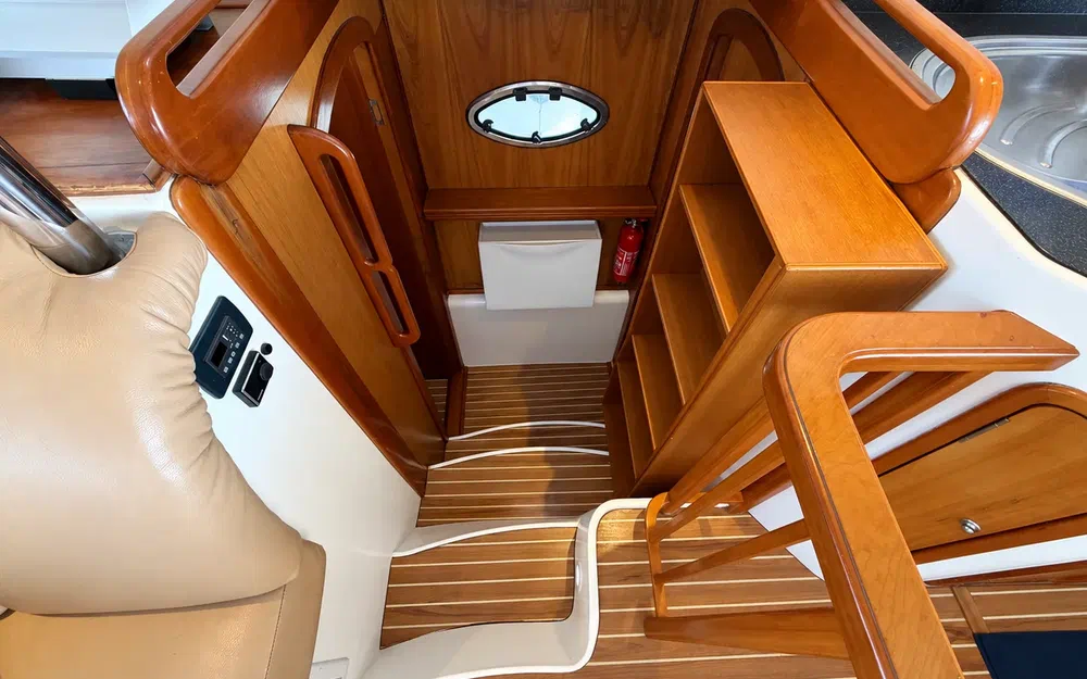 slider 18 Charter Cats Prowler 48