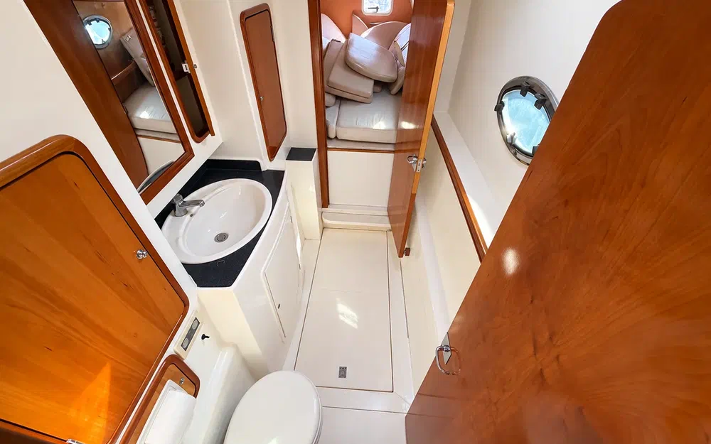 slider 23 Charter Cats Prowler 48