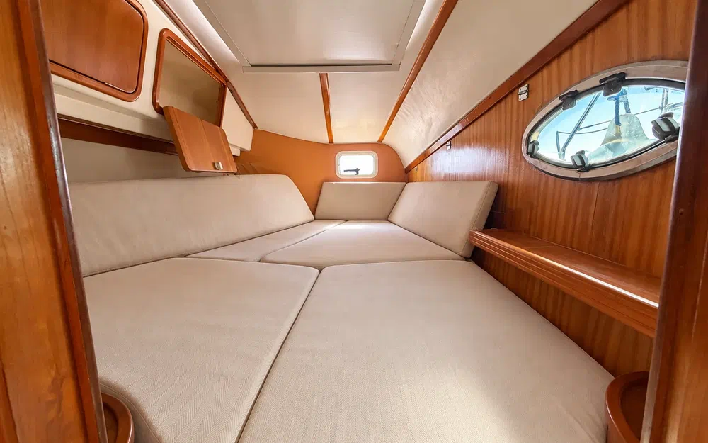 slider 27 Charter Cats Prowler 48