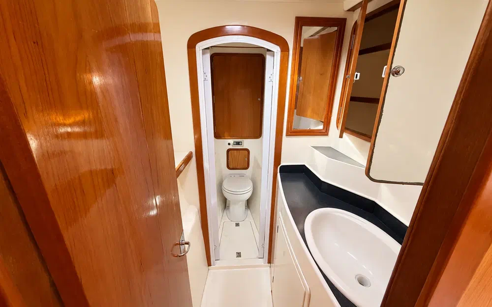 slider 28 Charter Cats Prowler 48