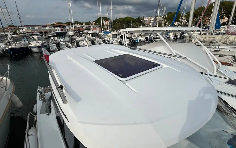 slider 6 Jeanneau Merry Fisher 795