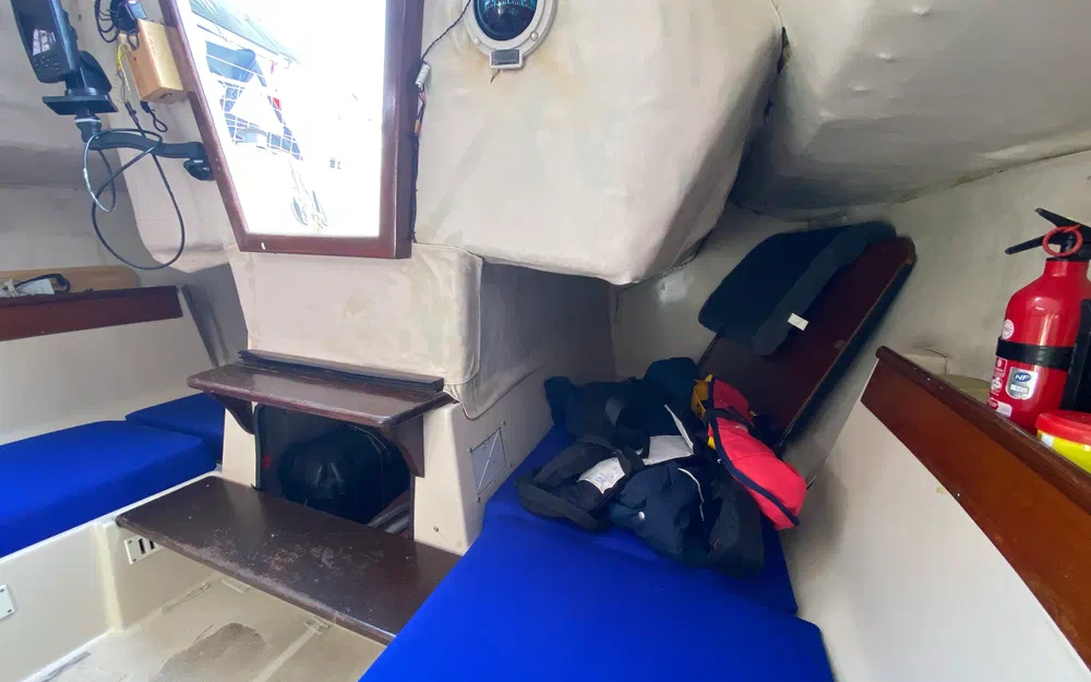 slider 13 Beneteau First 22