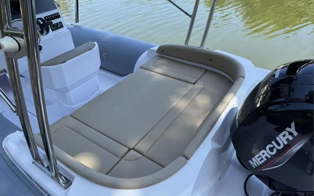 slider 6 Italboats Predator 599 TS