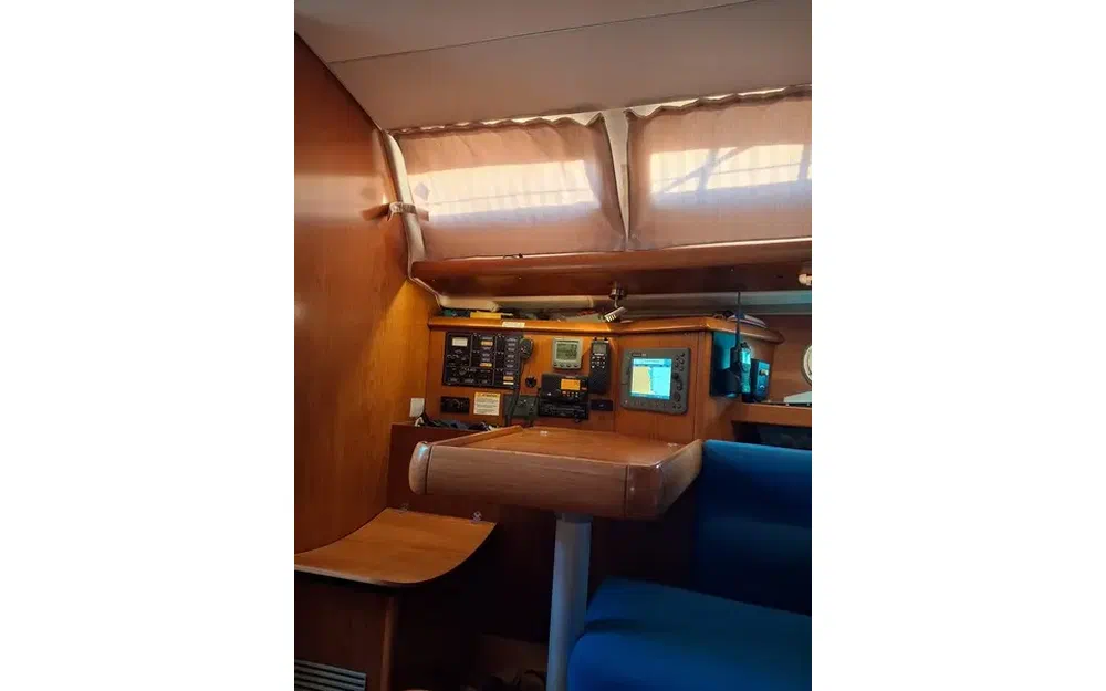 slider 12 Jeanneau Sun Fast 37